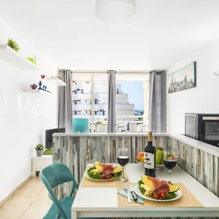 415 Borinquen Ocean View & Free Wifi Apartamento Playa Feñabe